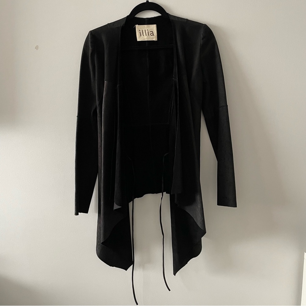 Illia 100% genuine leather black long sleeve lightweight jacket size 2 tie close